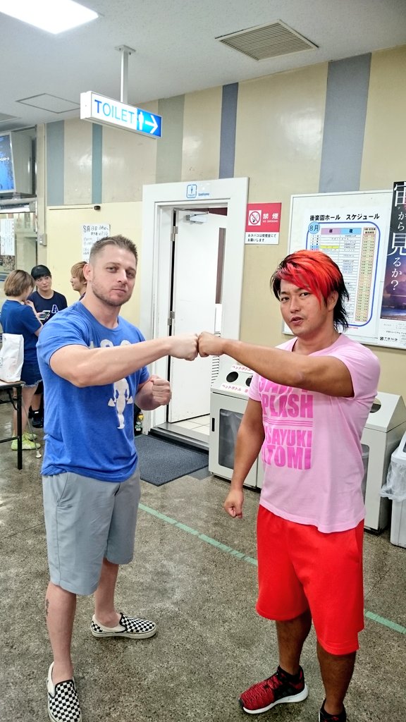 Kabuto_3103's tweet photo. WRESTLE-1後楽園ホール大会終了!
リング上でも言った通り、W-1の矛盾をどんどん突き詰めてくよ。
お客様が離れるようなことは辞めようよ。
レッスルワン、大好きだから。
もっと試合がしたい!
プロレスで幸福になろう!
ライオンちゃんありがとう🌸
#w_1 https://t.co/DxNEDfkL7Z