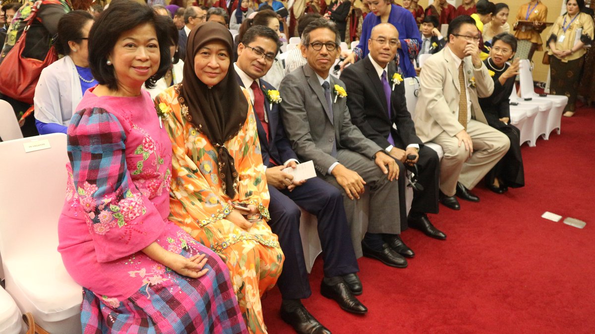 INAASEANJkt's tweet photo. Beberapa foto dari perayaan ulang tahun ASEAN yang ke-50 Tahun hari ini, di ASEAN Sekretariat, Jakarta. @Portal_Kemlu_RI #ASEAN50atASEC https://t.co/XTlkJ33olX