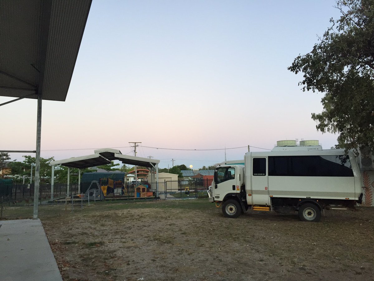 CraigTBone's tweet image. When your #SchoolBus is really a truck! #teachremote #aussieED