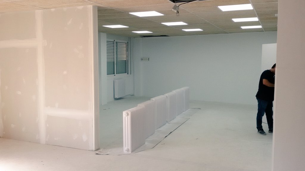 sergiburgada's tweet photo. Estiu de visites d'obra a escoles @twtFEDAC. Transformació dels espais, tant que potser no es reconeixeran. #avuixdemà https://t.co/2Uhsku8dBj