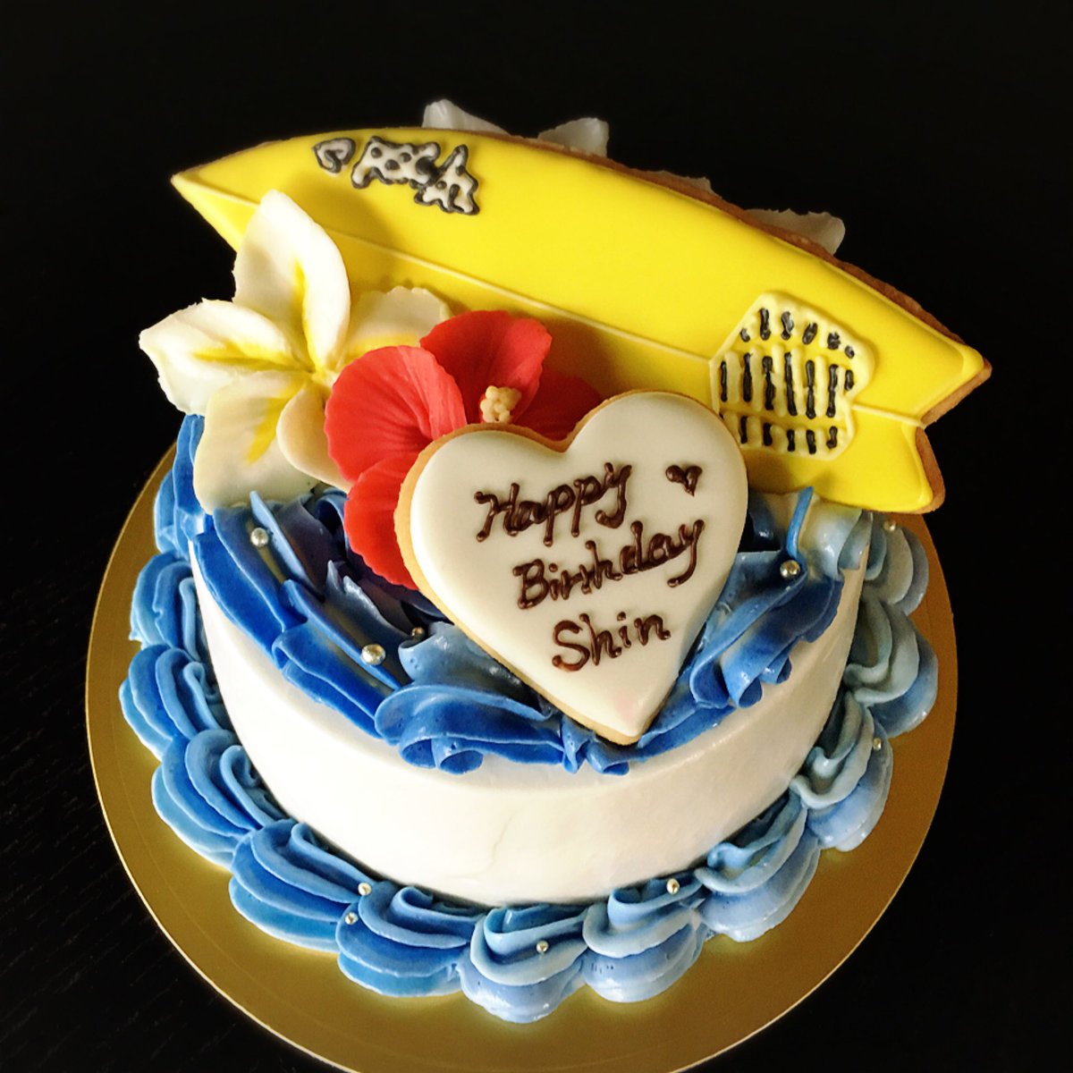 Cafe De Realite Twitterren 本日のオーダーケーキは サーフボードを乗っけて 波をイメージ お誕生日おめでとうございます 素敵なお時間を 岐阜 かき氷 夜氷 夜カフェ フラワーケーキ オーダーケーキ