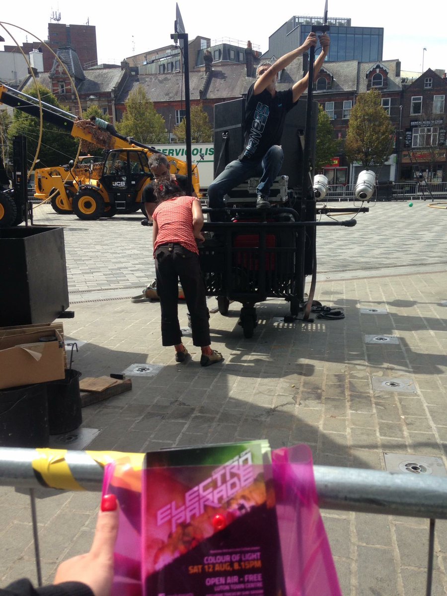RevolutonArts's tweet photo. Prepping for TOMORROW's #LightLuton @compagnieoff @lutonculture https://t.co/0zucTkVAhb