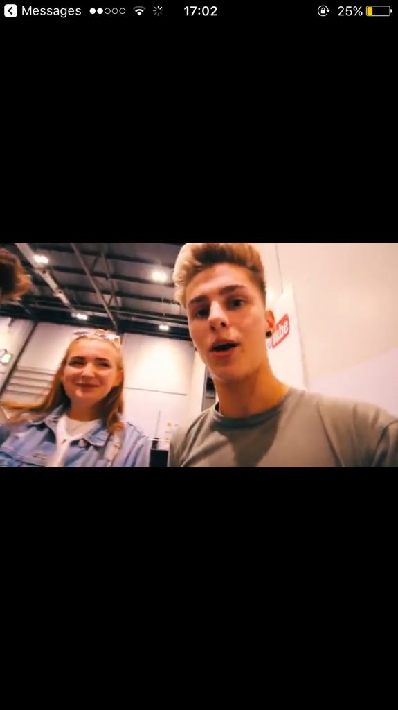 Olovell43's tweet photo. @ItsLeeHinchy ITS MEEEEE https://t.co/zSagBoIfs3