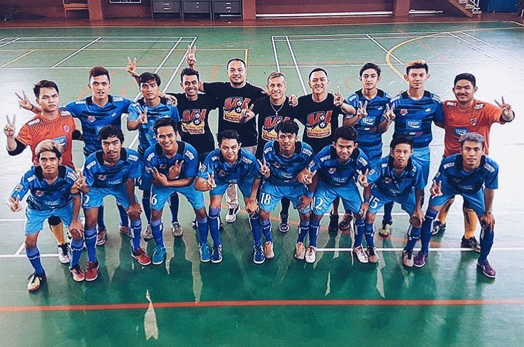 vennard_8's tweet photo. VHV8FA lolos ke babak Semifinal Linus DKI Jakarta https://t.co/TE4URZIcol