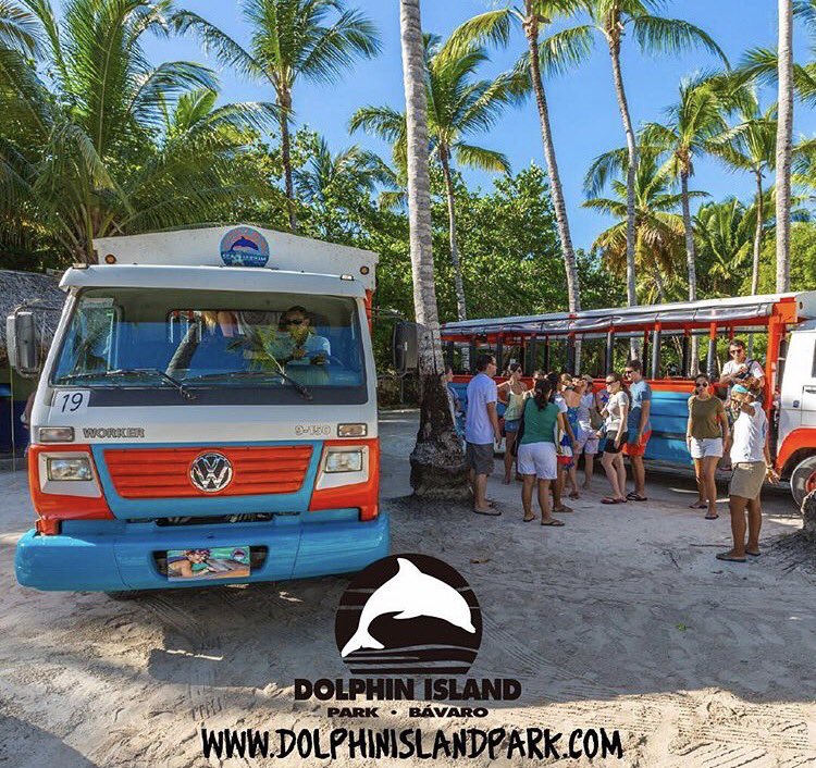 DolphinIslandP's tweet photo. #dolphinisland offers free transportation to out happy customers back and forth! #dolphins #puntacana #bavaro #summer2017 https://t.co/wwIrEjtaVF