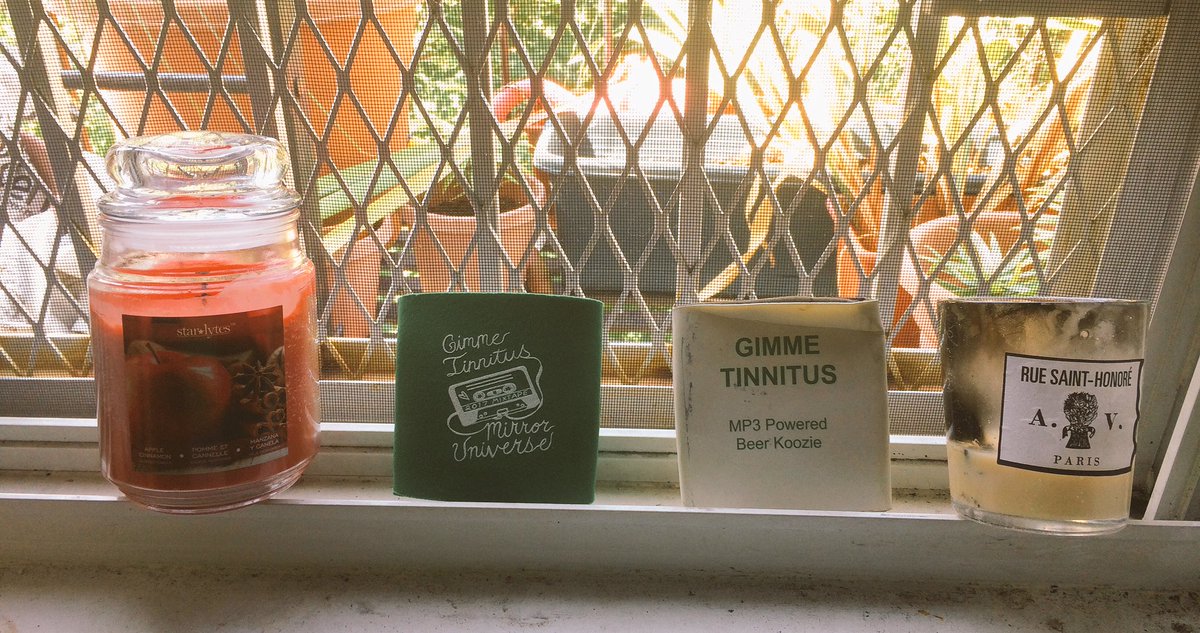 One for summer, one for winter <a href="/gimmetinnitus/">GIMME TINNITUS 🎶</a> <a href="/Mirror_Universe/">MirrorUniverseTapes</a>