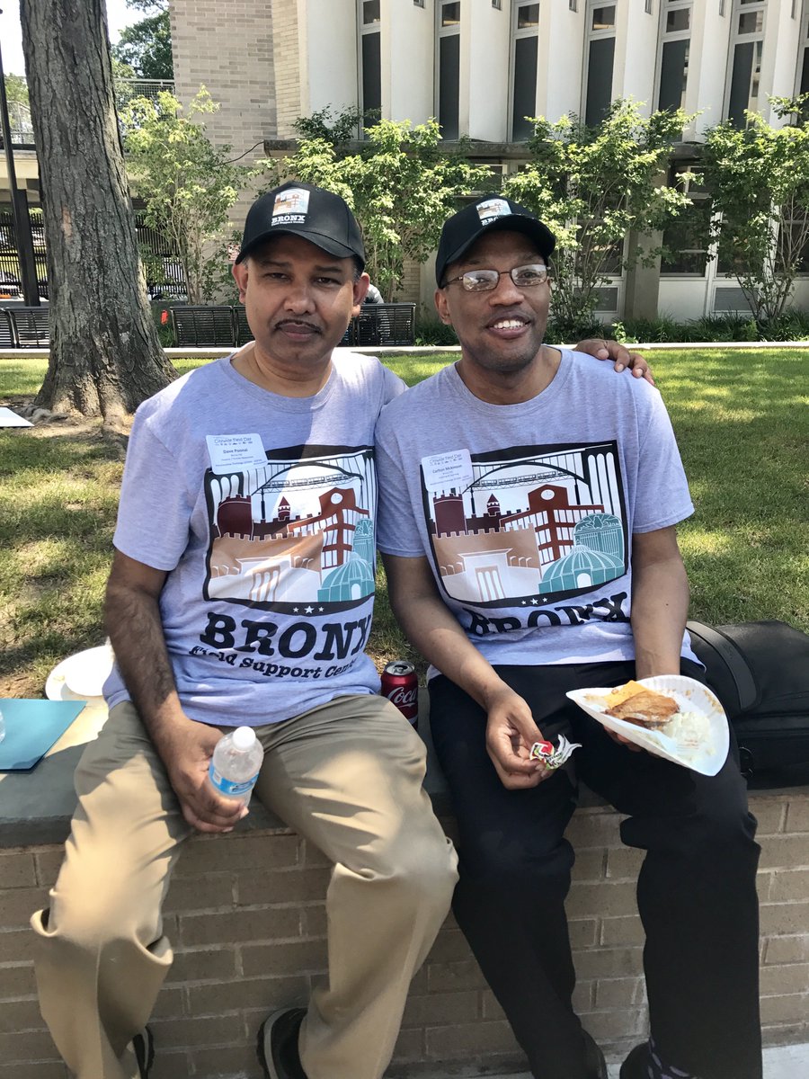 BronxFSC's tweet photo. The Bronx is all about team spirit! Bonding with our colleagues for #FSCFieldDay https://t.co/D8haNkmVdP