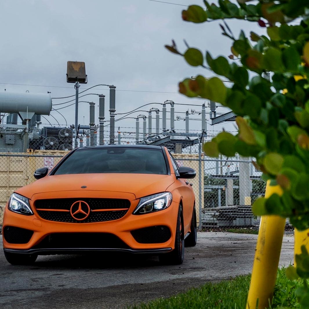 car_stereo_org's tweet photo. Repost from @mccustomsmiami
GOOD MORNING IGM........ #mercedes #mercedesbenz #c43 #amg #orange #wrap #matteorange #custom #lexani #lexaniwh https://t.co/qxwcXaV4Q8
