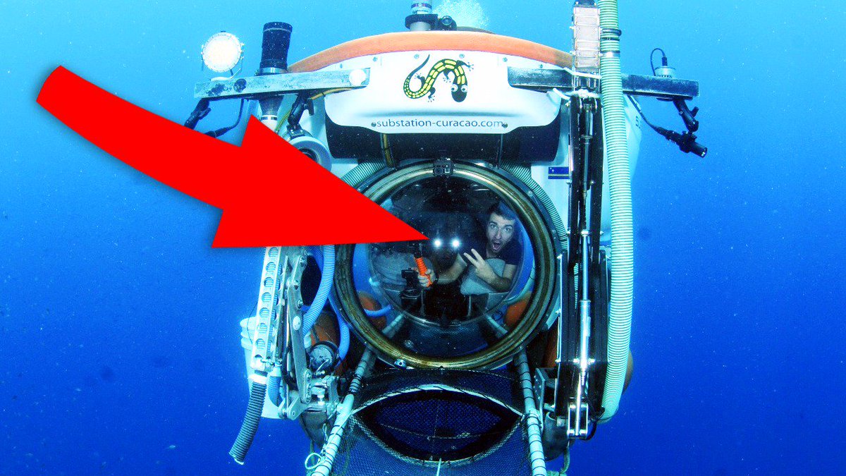 _Amixem's tweet photo. NOUVELLE VIDÉO ! JE VLOG DANS UN SOUS MARIN ! https://t.co/Ji5OEQ0fkM #RT si tu fais ça tous les mardis https://t.co/fEH86AwYbQ
