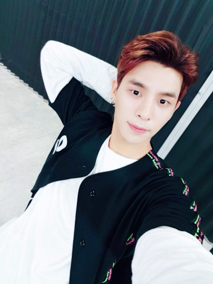 FS7_official's tweet photo. [#케이] 더운 날씨에 잠못잘땐 켕나잇!!😪😪 https://t.co/F4L3weaB5a