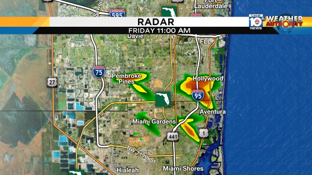 RAIN ON RADAR - Showers are popping up fast between Pembroke Pines, Hollywood and Miami Gardens. #Flwx #rainy https://t.co/4jaiORK8Pr