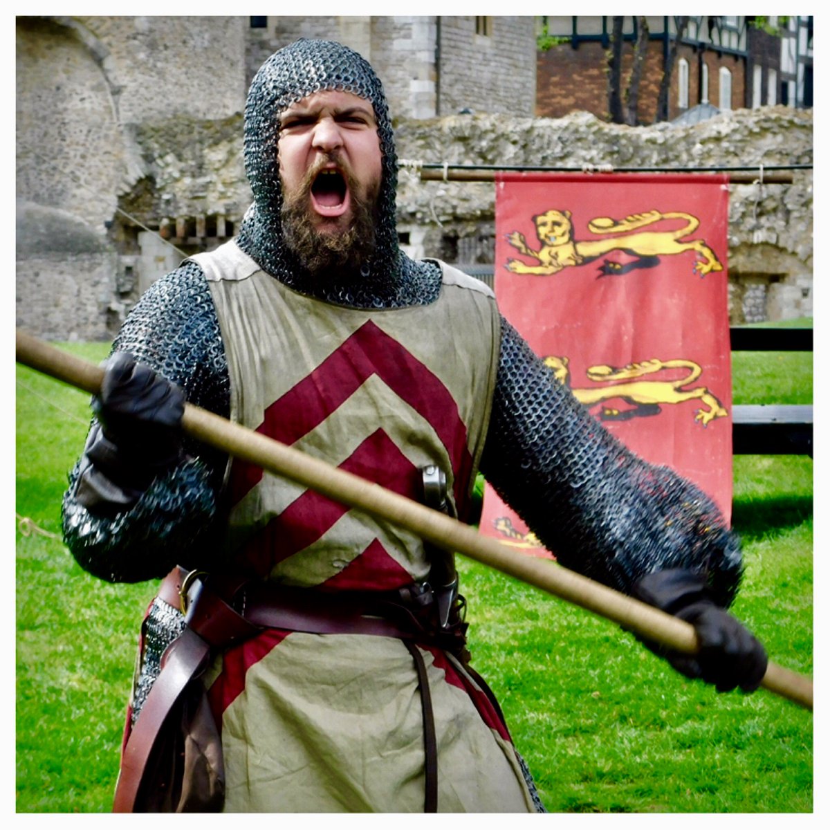 pastpleasures1's tweet photo. Visit the #TowerofLondon this weekend and help protect London’s most famous fortress from a number of determined marauders #enemyforces https://t.co/0jNaDTEwpy