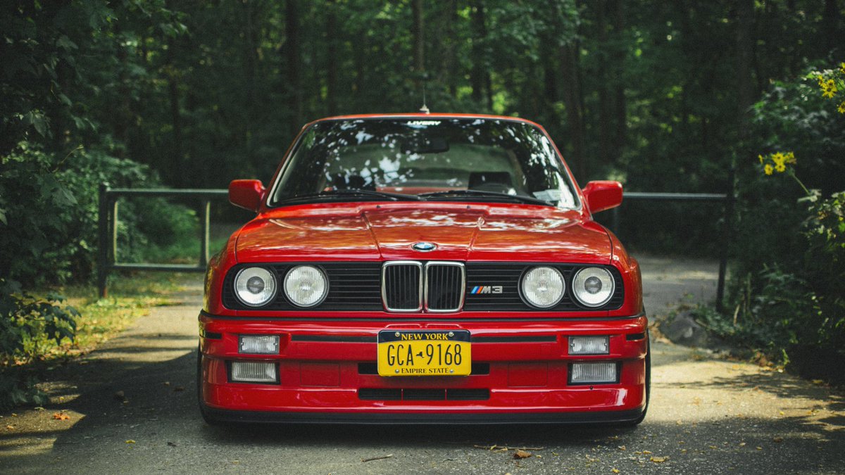 OilAndGrip's tweet photo. Otro pionero en el garaje Oil &amp; Grip, el mítico @BMWEspana 
M3 E30, con M de Motorsport.
https://t.co/l6li0ulnrx
#bmw #m3 #e30 #Motorsport https://t.co/MrWRfOyzI5
