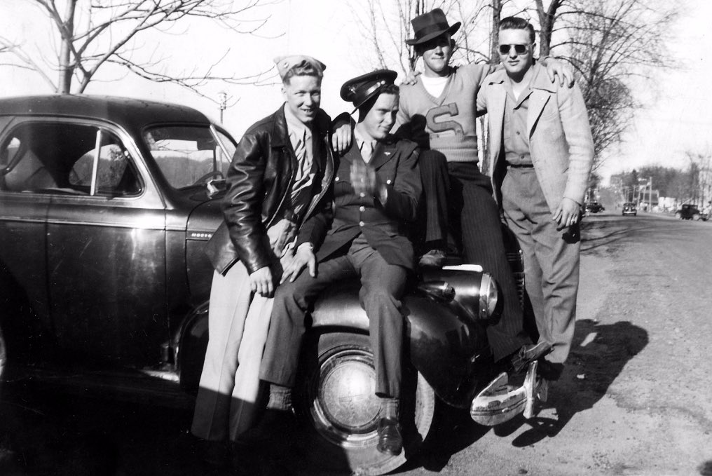 Before we were magazine publishers we ran the streets ... of Mayberry ... 😜🤓😳