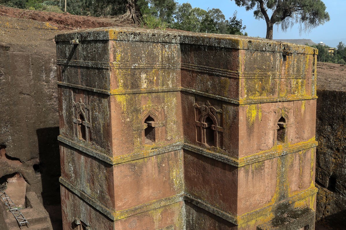 AJEnglish's tweet image. Ethiopia's 12th-century churches were built on the orders of King Lalibela who wanted to a "New Jerusalem" in Africa aje.io/98wb4