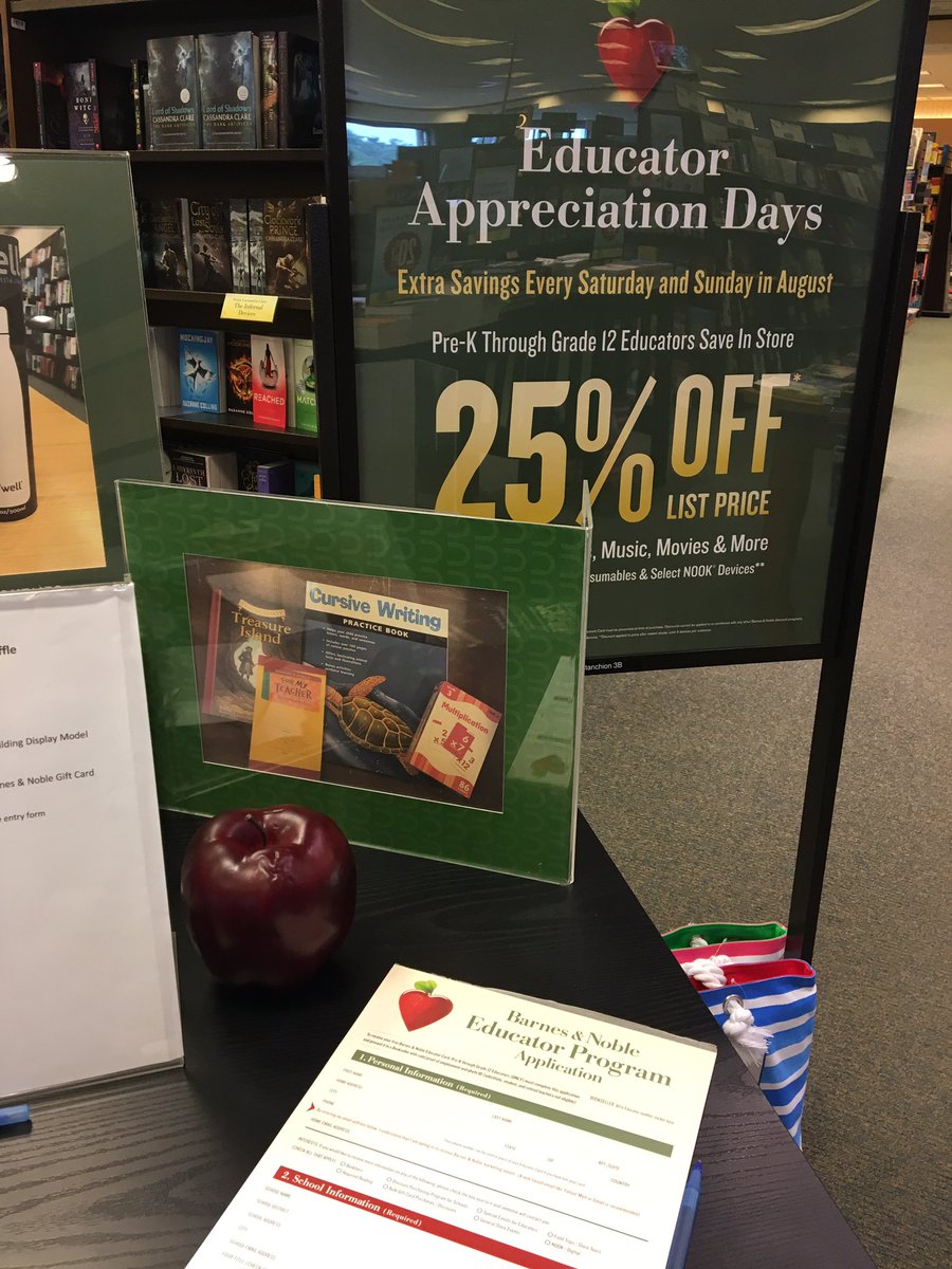 BN_Portage's tweet photo. #Educatordays are still happening! Every weekend in August, present your educator card and receive 25% off! Sign up now, it's free! https://t.co/iQaKORurV1