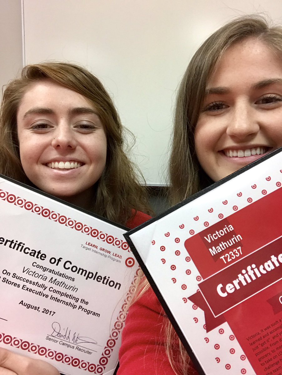 erin_dancy's tweet photo. Worth all the gray hairs 👵🏻 #InternGraduation #TargetTeam #Tgtinterns2017 #Fastest10WeeksEver 🎯🎯@JayYezzi @DavidWyant_TGT https://t.co/3soCPN7qte