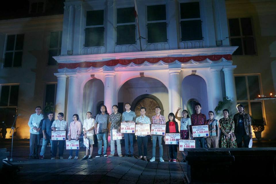 Sang Primadona Menembus ASEAN Literary Festival 2017 dlvr.it/PdNknv
