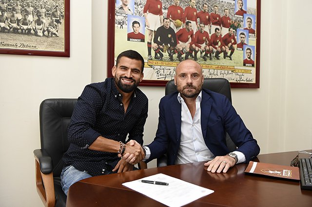 TorinoFC_1906's tweet photo. Rincon al Toro  https://t.co/1OfSnR5541  #SFT https://t.co/CdRYJCWokR