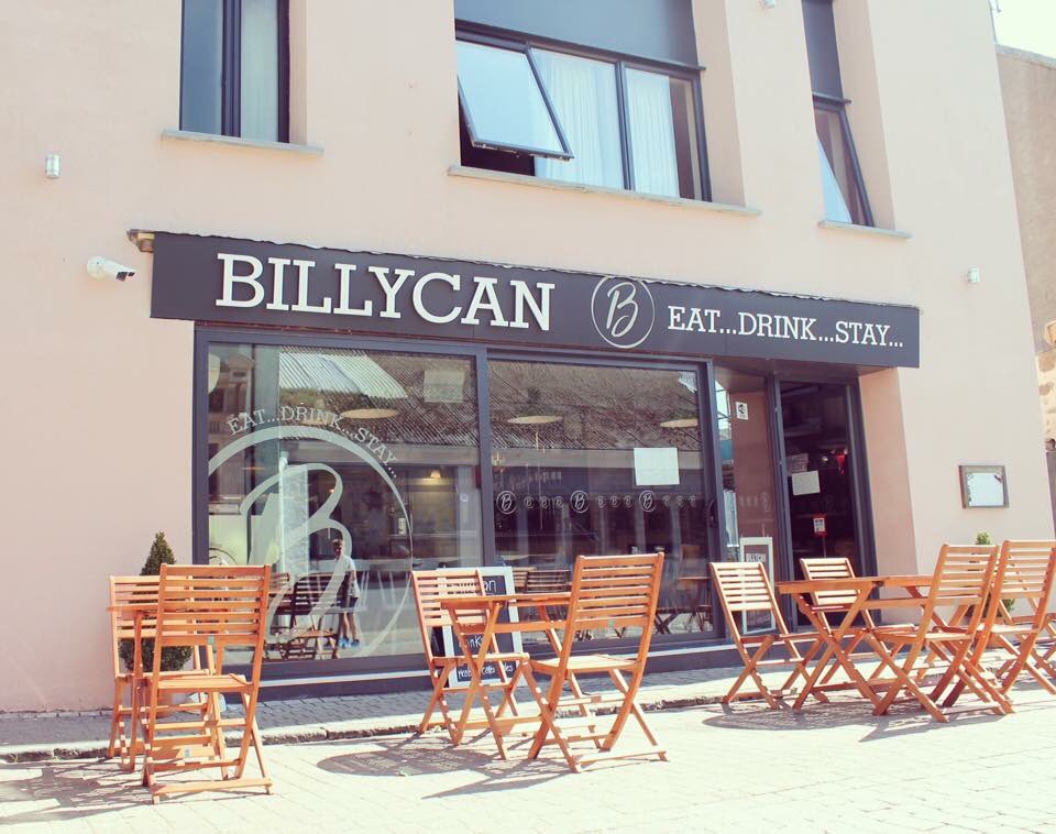 No plans for tomorrow? Head down to the Billycan where local singer Al Davey will be singing from 2pm!