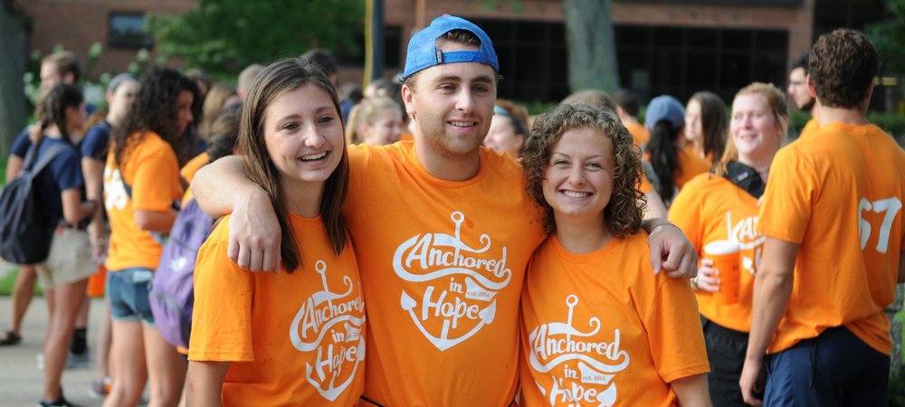 HopeCollege's tweet photo. Two weeks until move-in day for #Hope2021! Here’s a look at the schedule for @HopeOrientation weekend: https://t.co/QrYbO93XlC https://t.co/OfxJpEWtfJ
