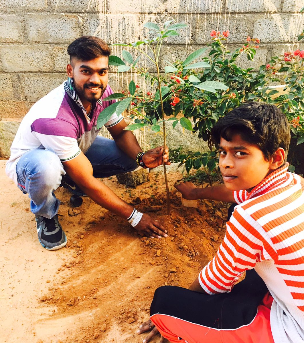 CCIProgram's tweet photo. Rajesh has been promoting literacy to youth in India! CCI #ExchangeAlumni, what's your #CCISeeds story of impact? https://t.co/5Rrm8oUOru https://t.co/1IDY2NwVtf