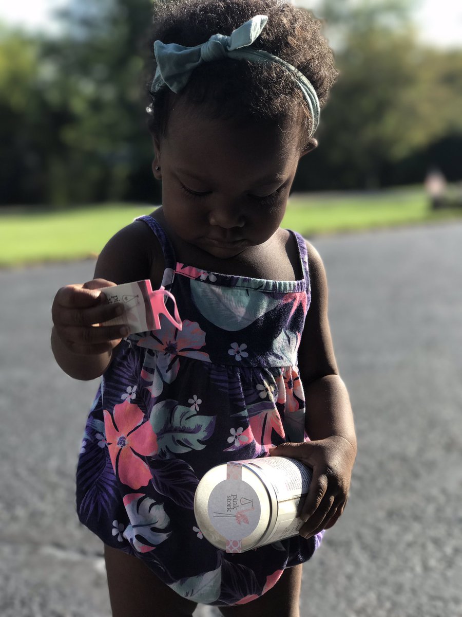 SinkingHeelsMom's tweet photo. I am an influencer for @PinkStorkMS They have products specially formulated for breastfeeding moms! Teas and more! #PinkStork #Breastfeeding https://t.co/2utHcmZLul