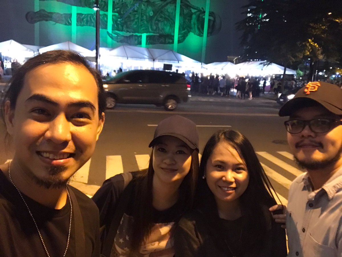 rhuszell11's tweet image. friends. #CSU #prosync #unexpectedmeetup 😁🤣