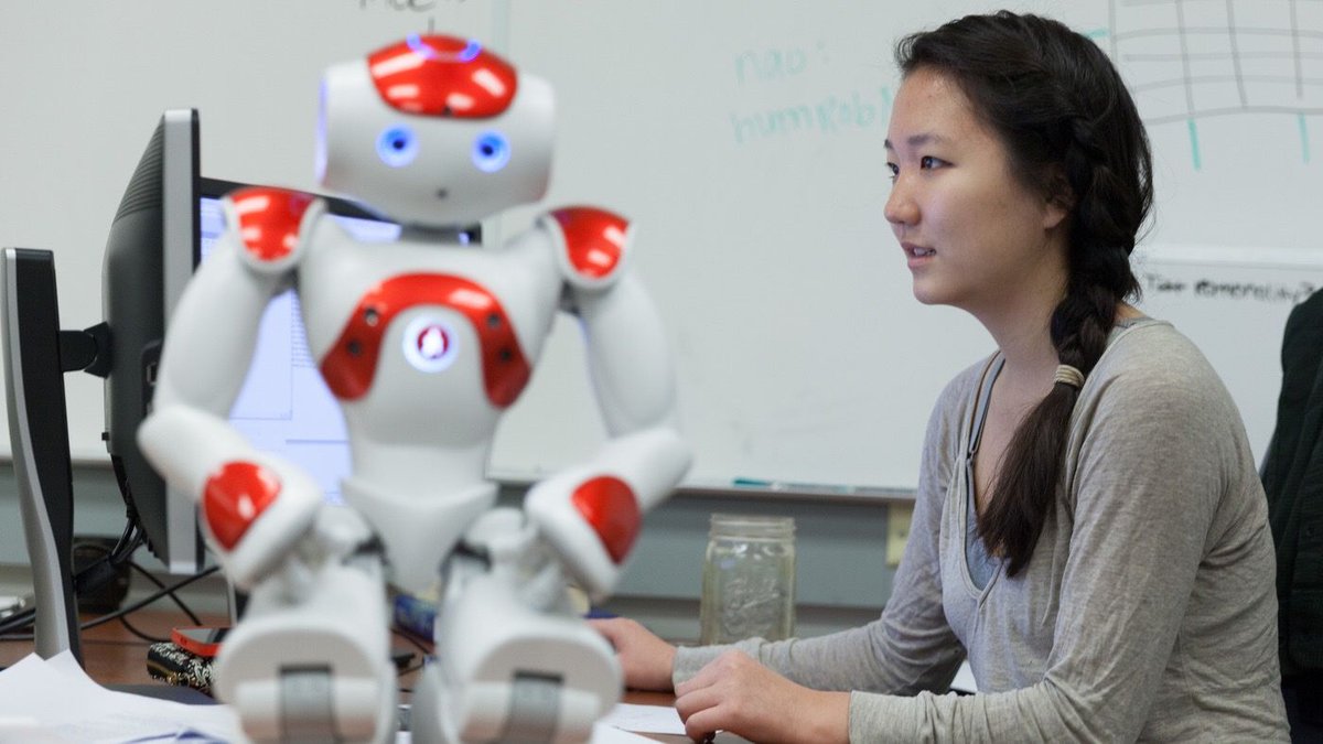 chirp's tweet photo. Colleges Have Increased Women Computer Science Majors: What Can Google Learn? https://t.co/PjPmB1bSbn #womenintech https://t.co/E7o08jmOPb