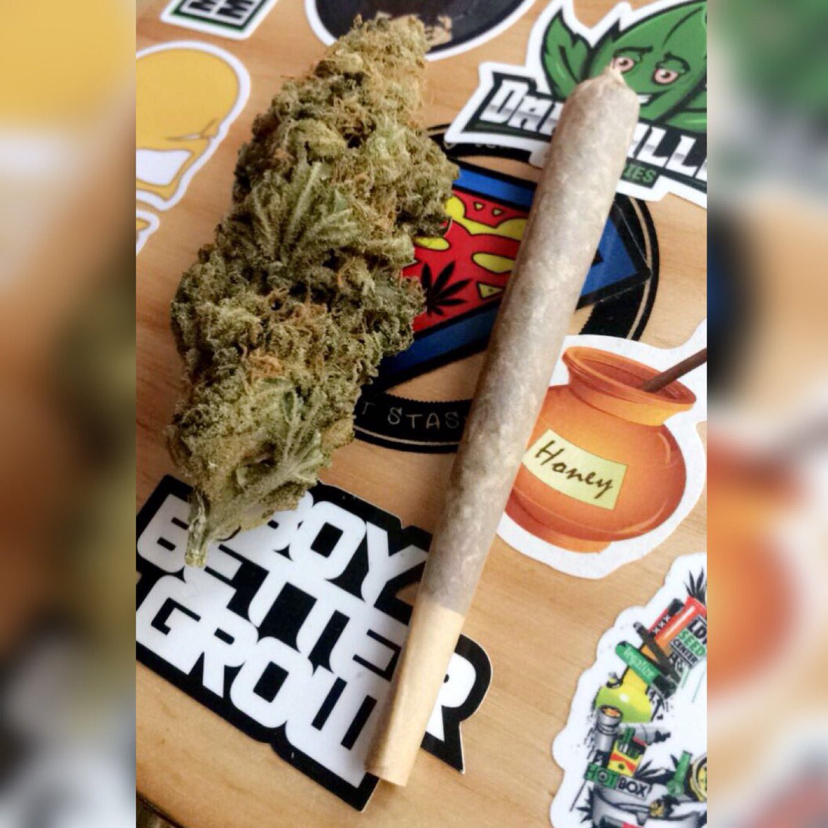 LolaJayXX's tweet photo. Super Lemon ππ
#BudPic #StonerFam #LolaJayX https://t.co/q3FanUceAm