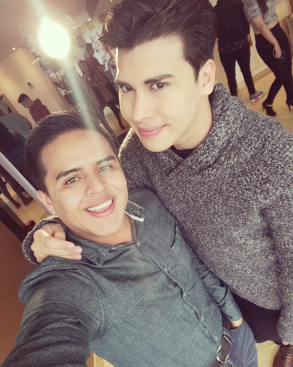 SebasNews's tweet photo. Chama, Pedro, Divaza
#ClubMediaFest
@ladivaza faltó @HeyJoseG https://t.co/v605g7z9Fn