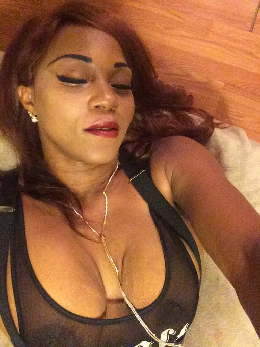 Feeling myself https://t.co/jy2PPh6Tps<a href="/tag/strapped"class="tags"><span>#strapped</span></a>