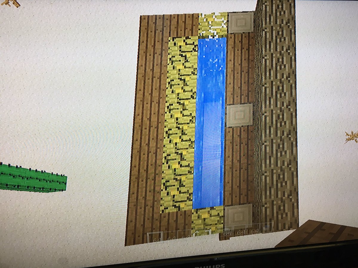 DuncanMac12's tweet photo. @PeteZahHutt a little behind on the H4M series but here's my design idea for the Thousand Mile Pizza Hall! Leaves &amp; water a little texture https://t.co/iJqYCaj4zE