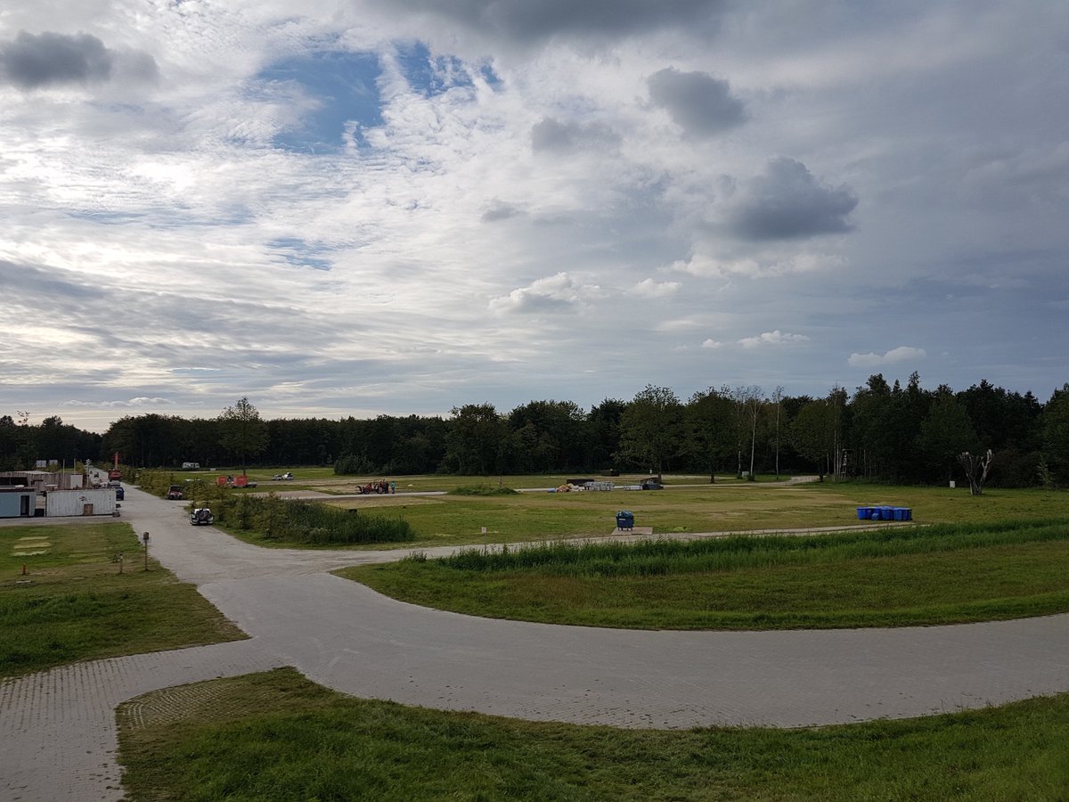 #sha2017 signing off. Everyone, Thank you for the awesome camp!

See you in 4 years!