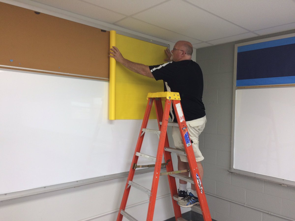 StuffCari's tweet photo. Love serving Hale JH. Hope the staff have a great school yearLots of covering bulletin boards in classrooms. https://t.co/sgy2ejqSDU