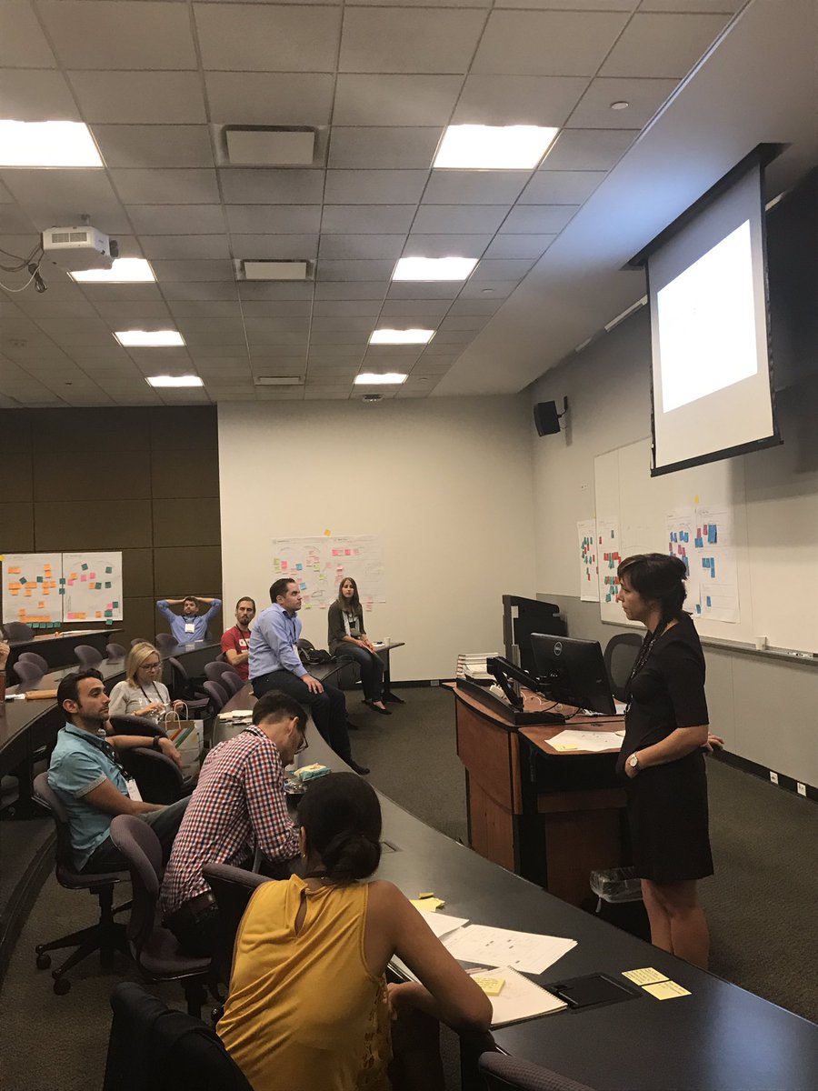 peerinsight's tweet photo. How do you know when to turn a test plan into an alpha test? Then into a "minimal viable experience"?great Q at the #bizmodeling #SDNUS17 https://t.co/Ts77mJJJUs