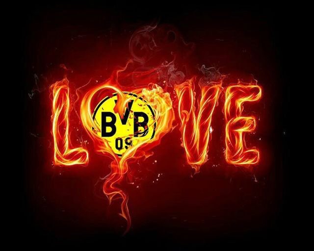 gelberose09's tweet photo. 19:09 🖤💛 @BVB https://t.co/YYKh34h8aa