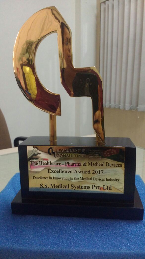 OptimaserMMDS's tweet photo. #Optimaser is proud to announce that our esteemed Company has been awarded Excellence in Innovation by @LegalLeagueIND ! https://t.co/kKokhZsM7O