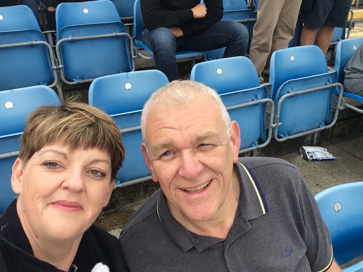 Happy 23rd Wedding Anniversary Mr Spence <a href="/YorkshireCCC/">Yorkshire CCC</a> come on Yorkshire #yorkshireselfie no knitting tonight