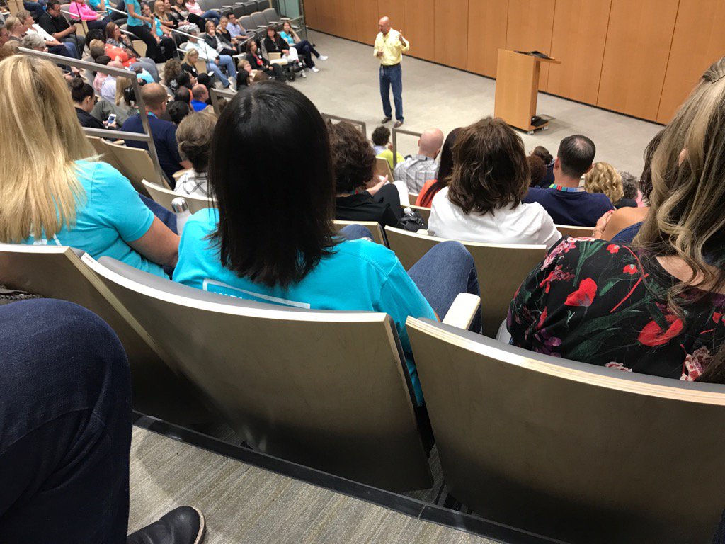 EngageJordan's tweet image. Finishing up #Greatness17 conference. From the whole @octanner team, it has been such a pleasure having you.