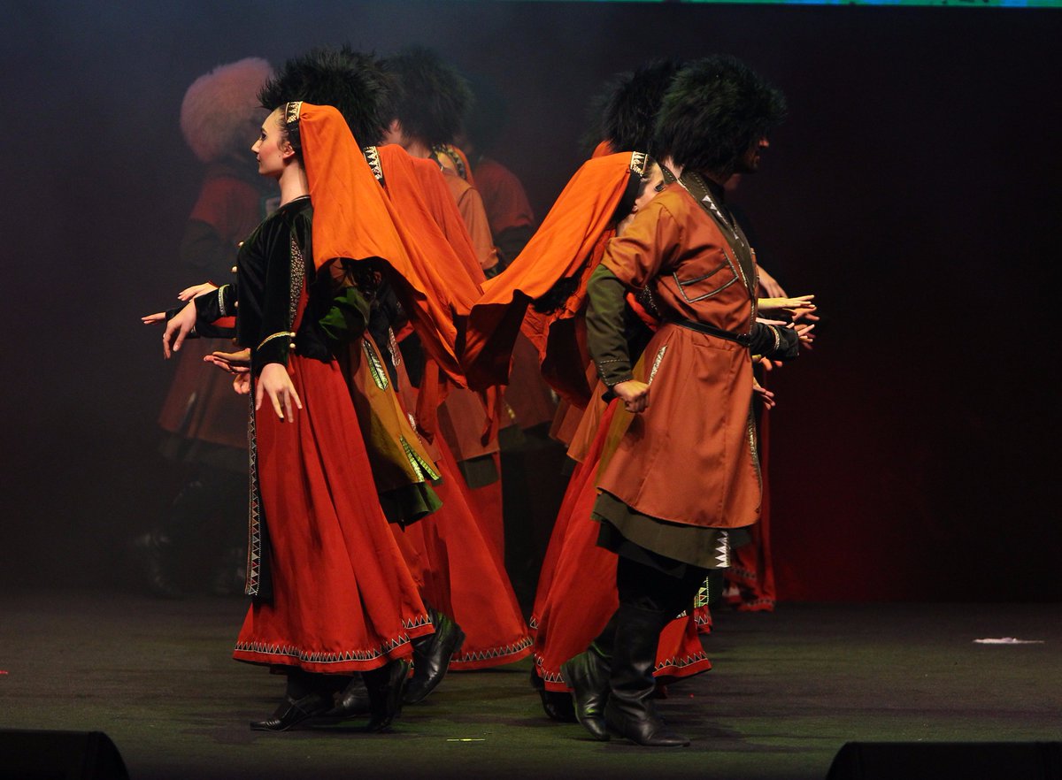 Deaflympics2017's tweet photo. #Deaflympics2017 say goodbye to Samsun with fascinating dance shows and Murat Dalkilic concert. https://t.co/XGf7nW3Nyr