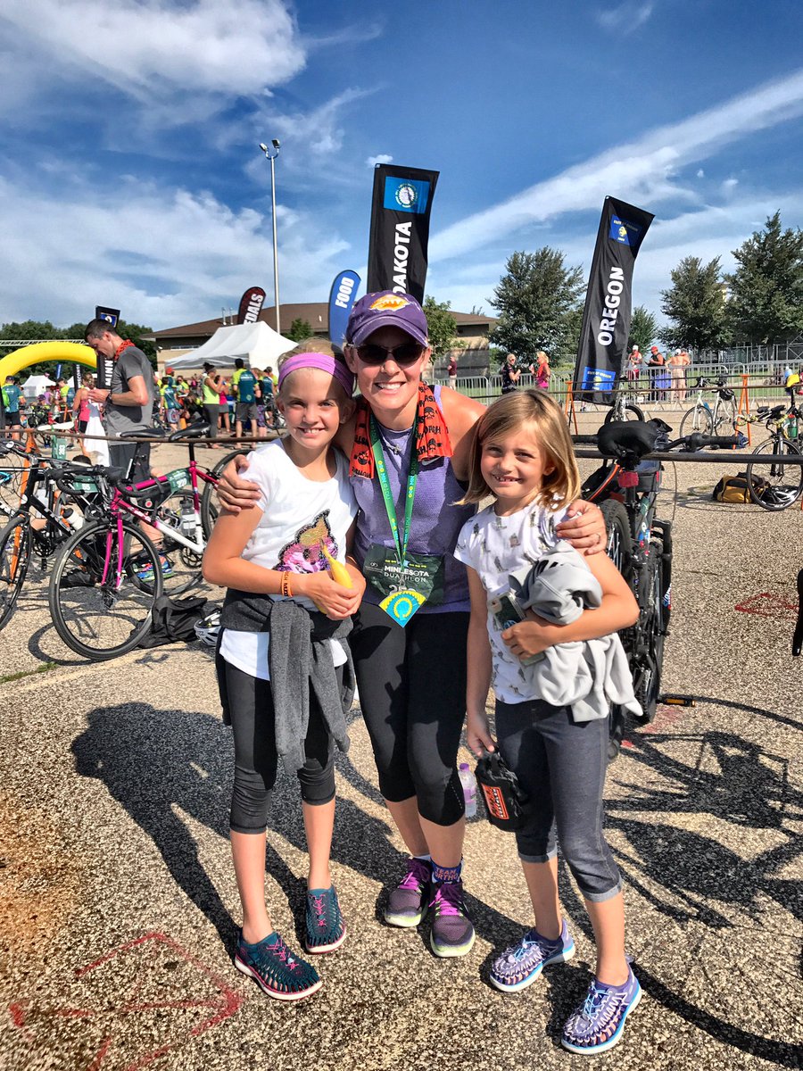 anwperkins's tweet photo. 1st Duathlon ✔️

🏃🏼‍♀️ 5k   23:11
🚴🏼‍♀️ 13.5 miles 55:17 (mt bike 😬)
🏃🏼‍♀️ 5k   23:48 https://t.co/3129SUa0Wk