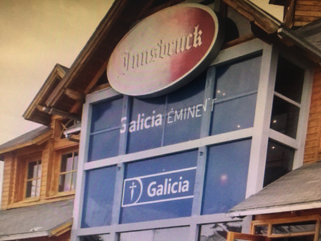 jrgauxax's tweet photo. @BancoGalicia  no se dejen engañar por las promos de Banco Galicia, en las Lenas todo el local lleno de promos..verso https://t.co/uLFApDNzeN