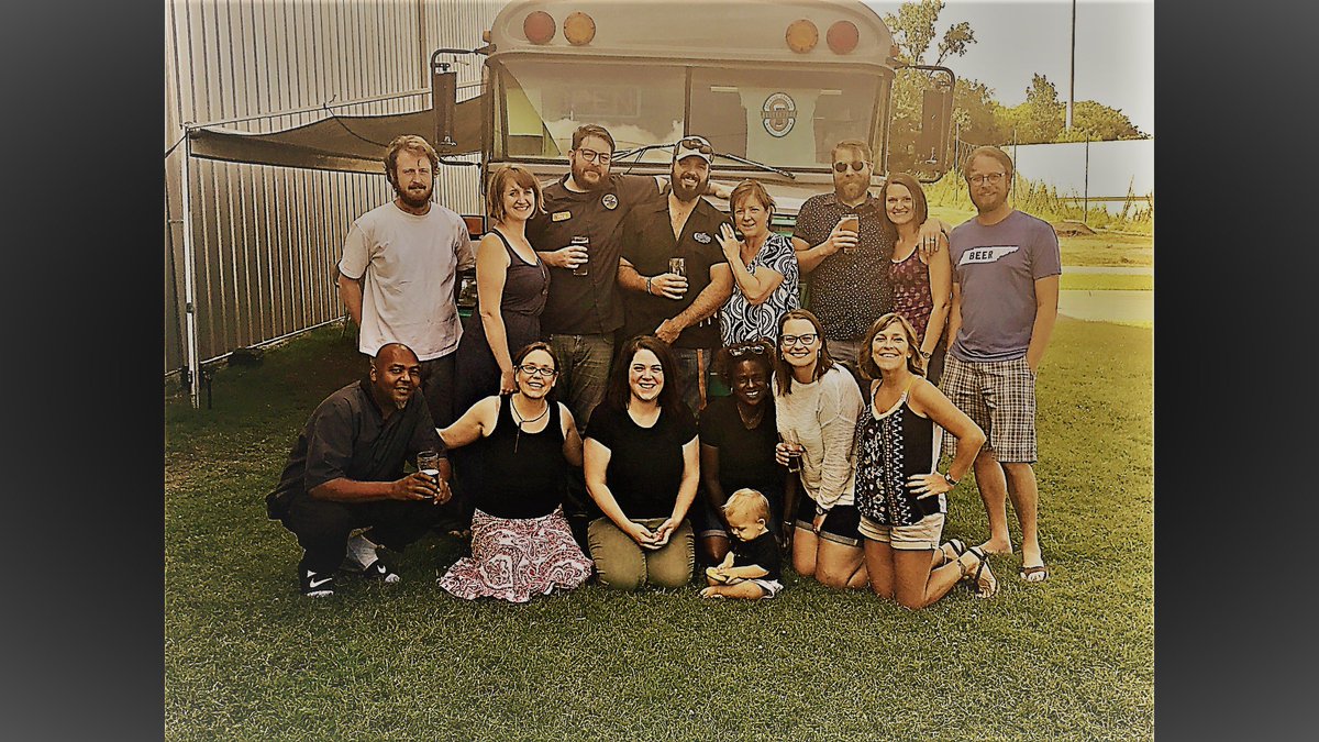 Nicole had the old Blackstone Crew to new Blackstone B-Stone Bus (food truck) at The Taphouse. Who do you recognize? #craftbeer #nashville