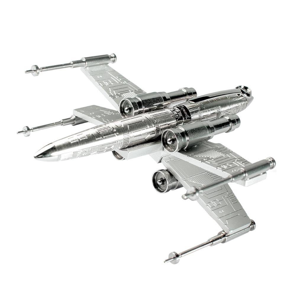 starwars's tweet photo. Go inside a collection fit for an Emperor. @STDupont_off’s luxury Star Wars products. https://t.co/cQYL34pd6k https://t.co/Re7aK5v68K