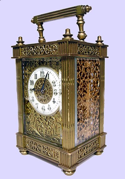 bob_brooke's tweet image. #Antiquecarriageclocks, originally invented to carry in #carriages, are a favorite of #clockcollectors today. plus.google.com/u/0/collection…