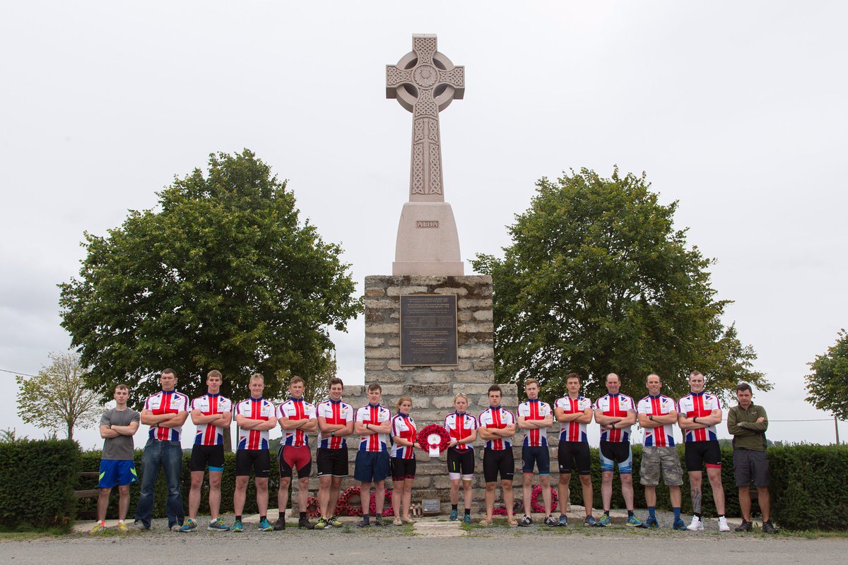 600-mile tribute to the Black Watch by 18 cyclists. #BlackWatch <a href="/DefenceHQ/">Ministry of Defence 🇬🇧</a> perthtoday.co.uk/black-watch-tr…