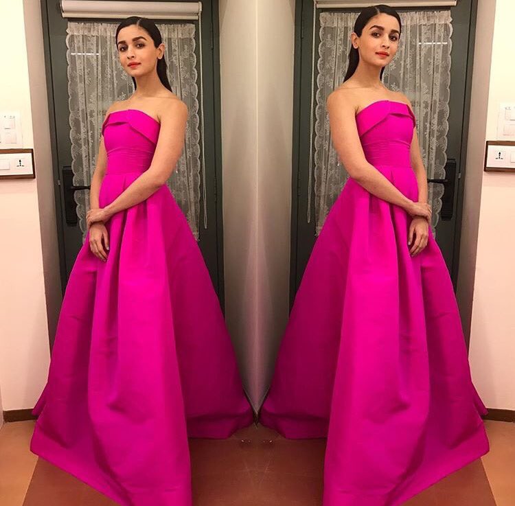 إطلالة الجميلة عليا بهات لِـ حفل #BigZeeAwards 💕.