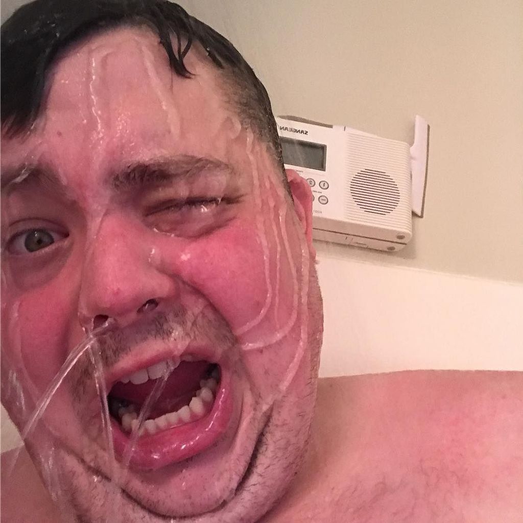 Barnacules's tweet photo. The video stream worked much better on Instagram. Not sure why Pariscooe wasn't working right. #showerStream https://t.co/3uRQuYHTIw