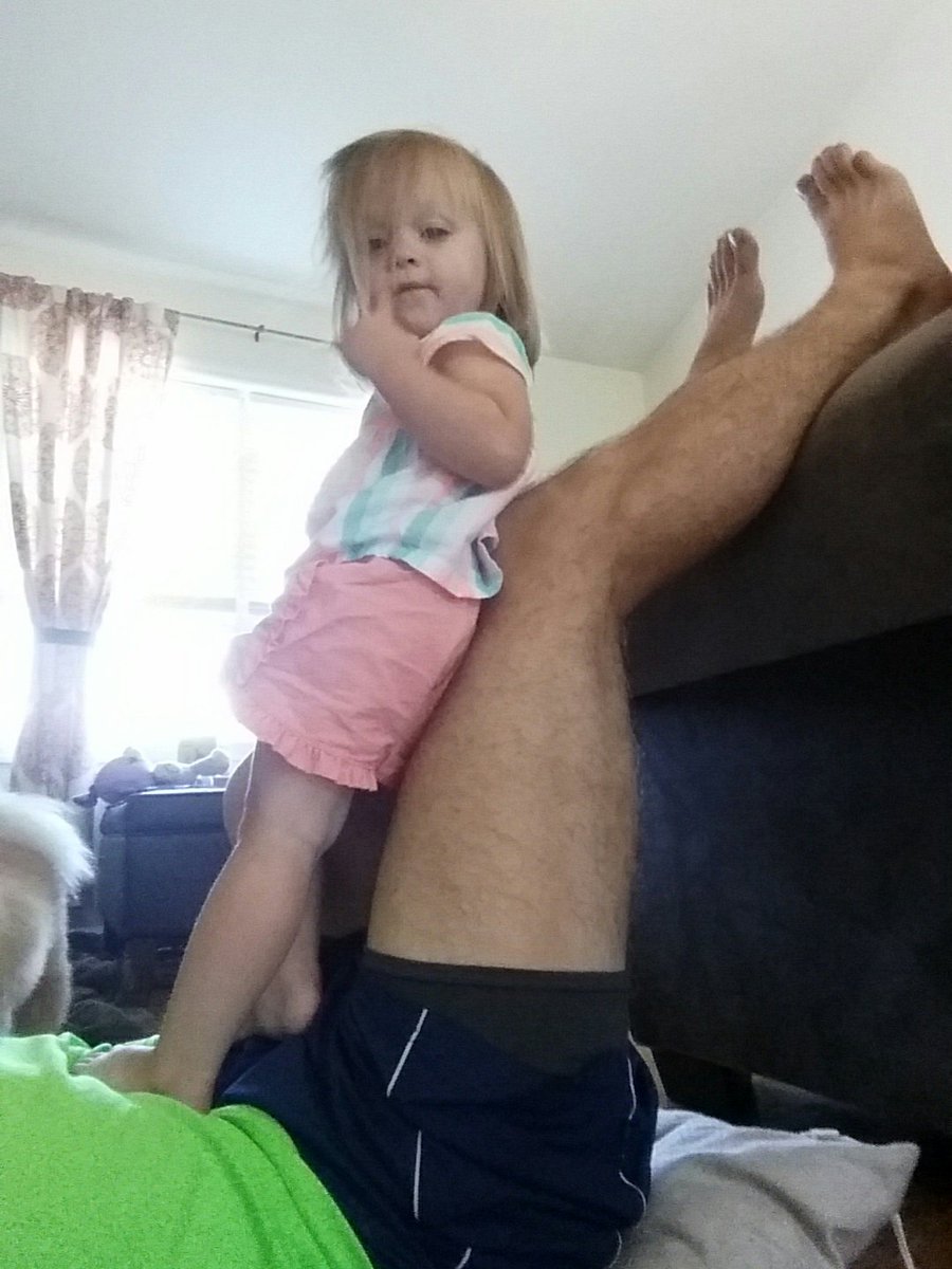 FreezepopXCTF's tweet photo. You never really get a break when u do R&R! #dadrunner, #MRtraining, #Cantgetbreak https://t.co/P6V5L8B1hh
